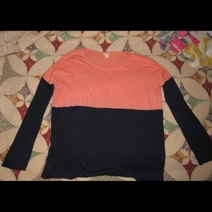 Long-sleeved tee